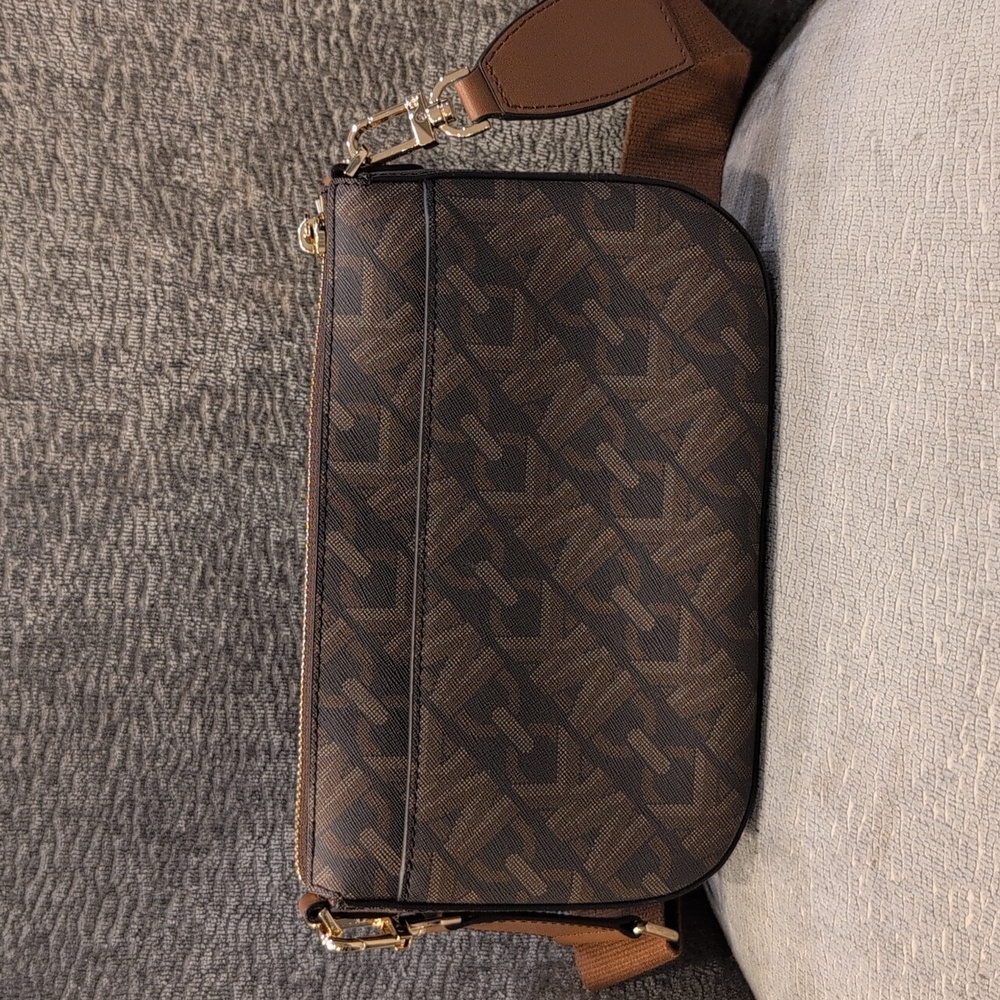 Michael Kors Empire Logo Parker Large Multi-Function Crossbody - Picture 4 of 17
